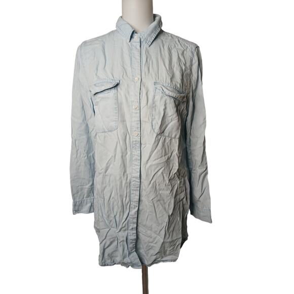 Chicos Long Sleeve Button Up Tencel Lyocell Lightwash Denim Chambray Shirt M - Picture 1 of 9